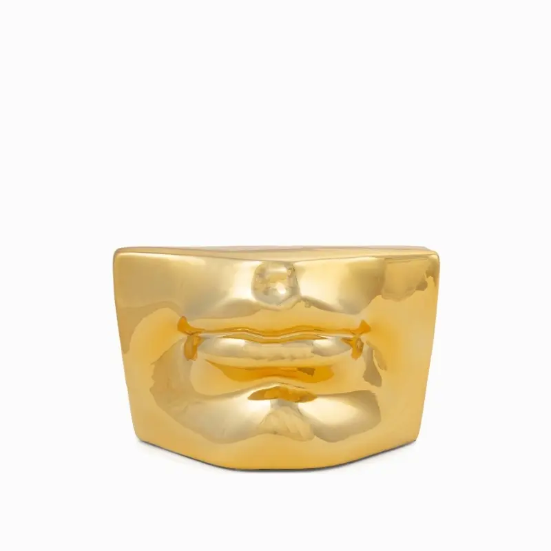 Статуэтка Golden body parts 2